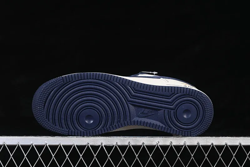 All categories Nk Air Force 1 Air Force series Nk Air Force 1 Low Air Force low-top Nike Air Force 1'07 Low Year of the Horse limited edition Navy blue Prancing Horse Air Force 1 low-top casual sneakers XD0028-013
